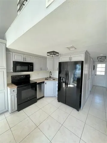 900 Riverside Drive Tarpon Springs FL 34689