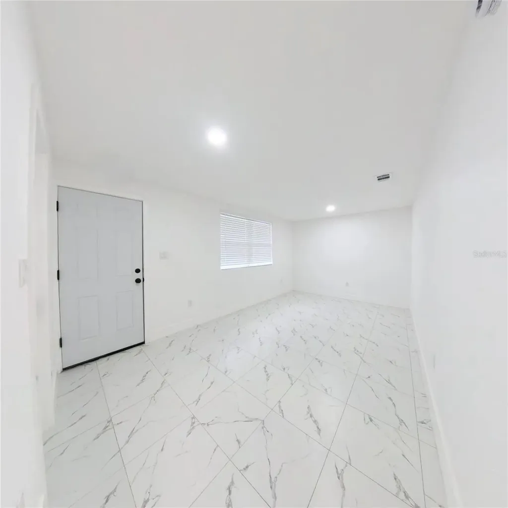 38 N Alder Drive Orlando FL 32807
