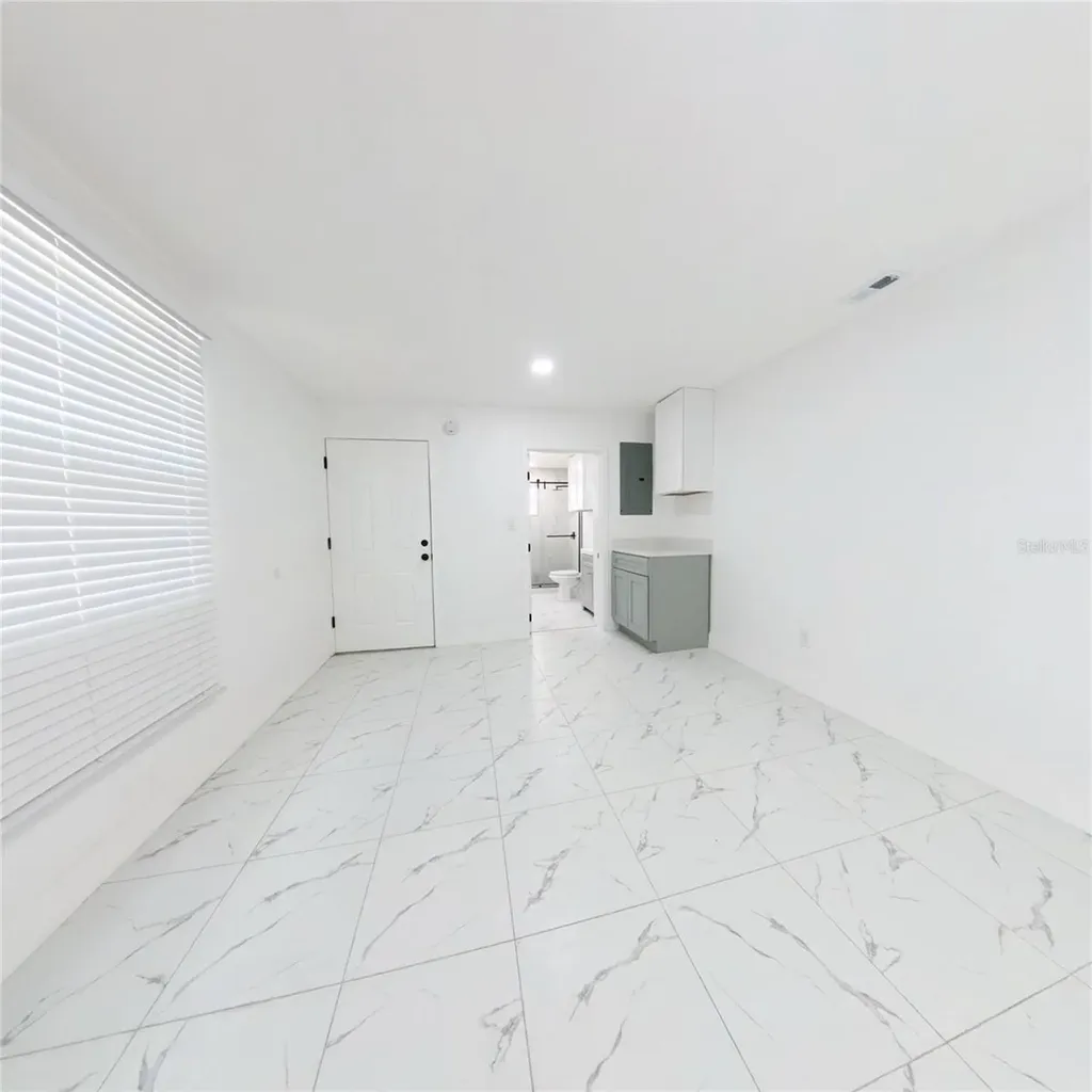 38 N Alder Drive Orlando FL 32807