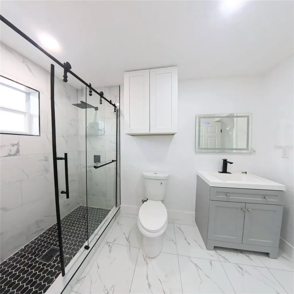 38 N Alder Drive Orlando FL 32807