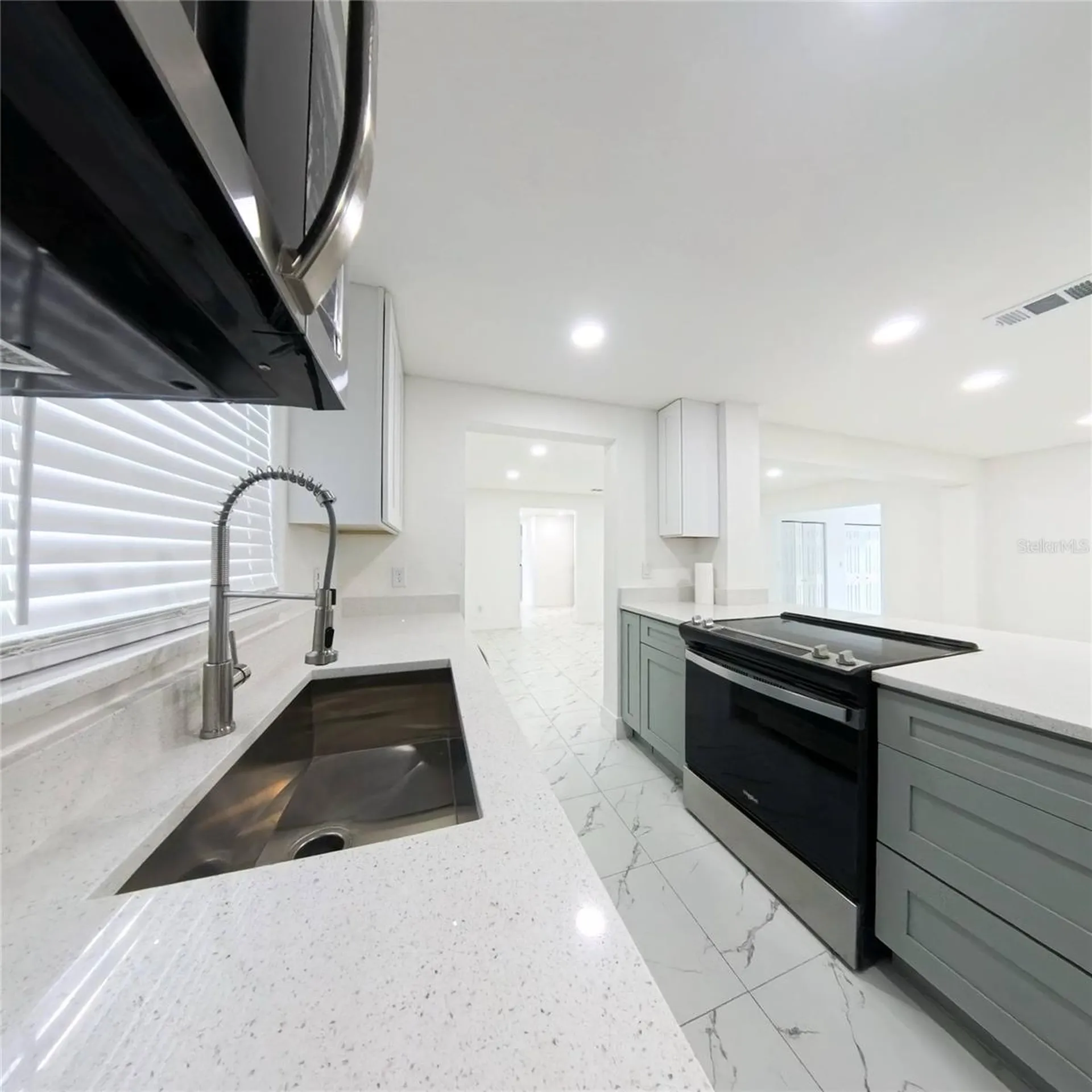 38 N Alder Drive Orlando FL 32807