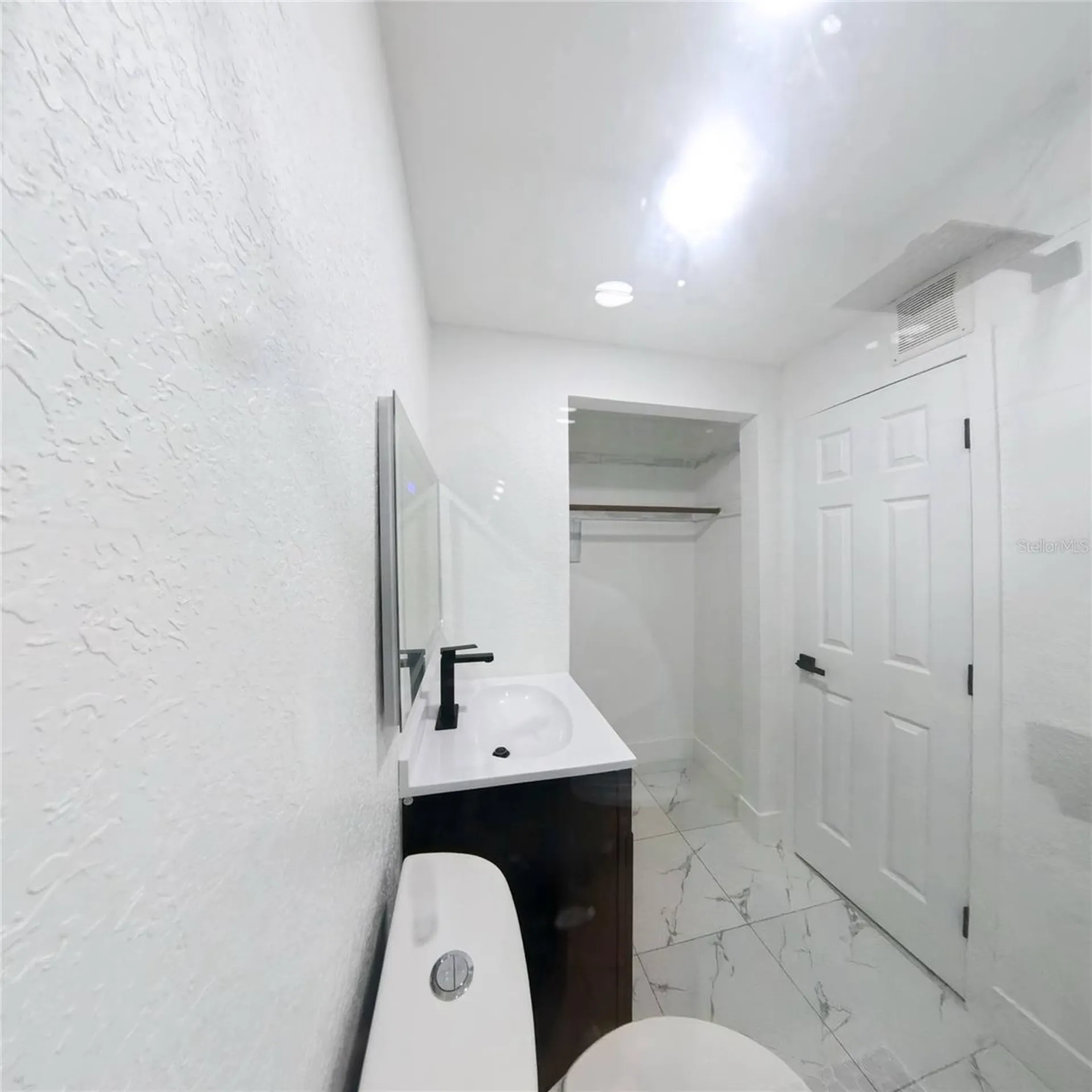 38 N Alder Drive Orlando FL 32807