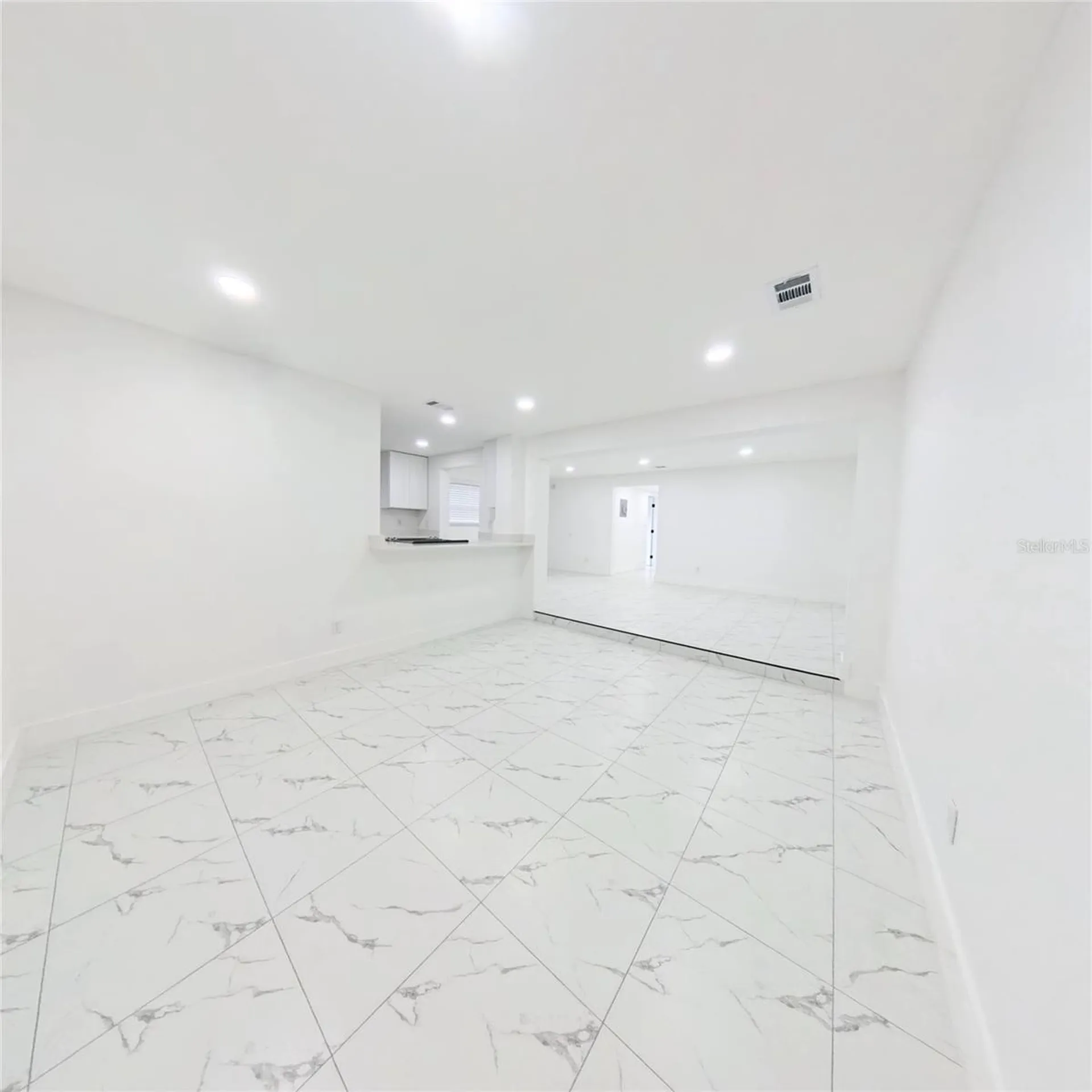 38 N Alder Drive Orlando FL 32807