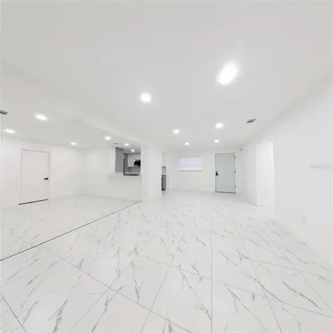 38 N Alder Drive Orlando FL 32807