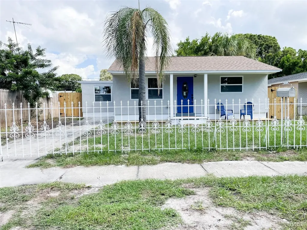 4537 10th Avenue S St Petersburg FL 33711