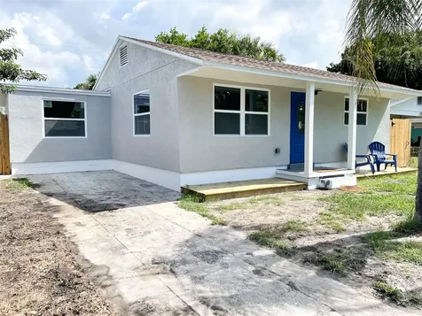 4537 10th Avenue S St Petersburg FL 33711