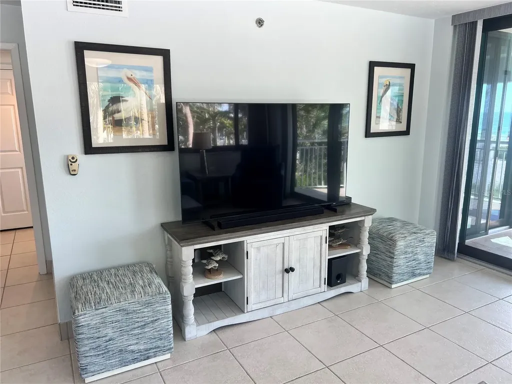 1001 Point Of Rocks Road Sarasota FL 34242