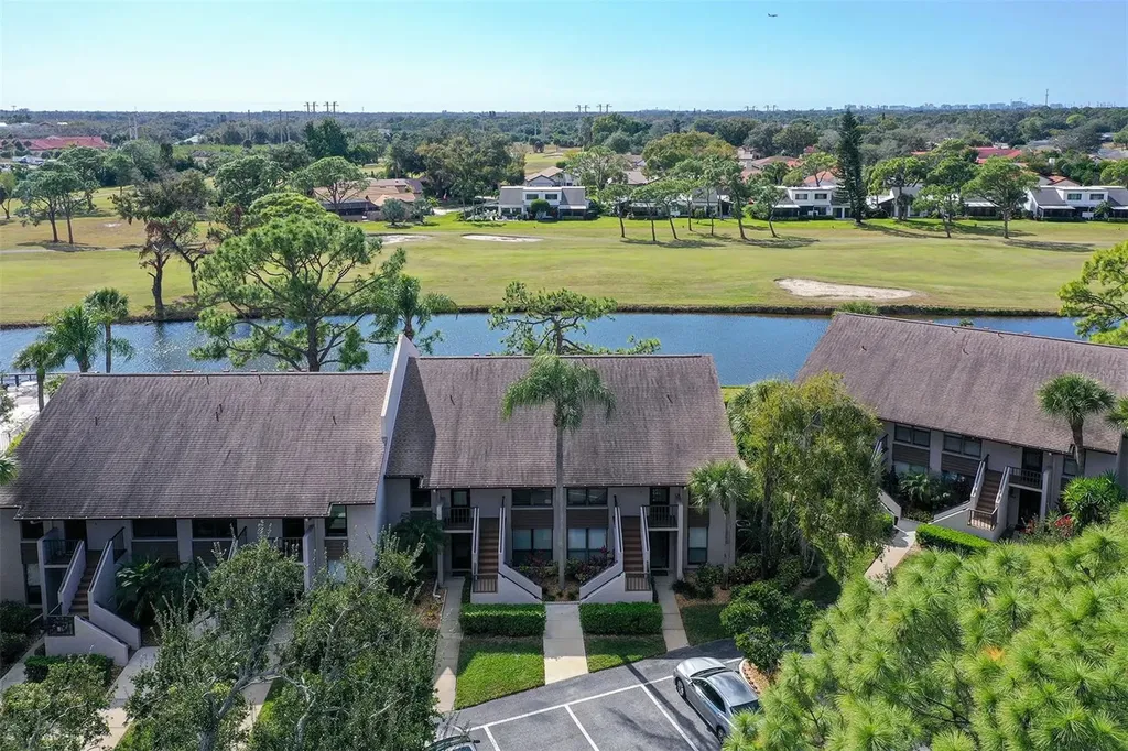 2937 Taywood Meadows Sarasota FL 34235