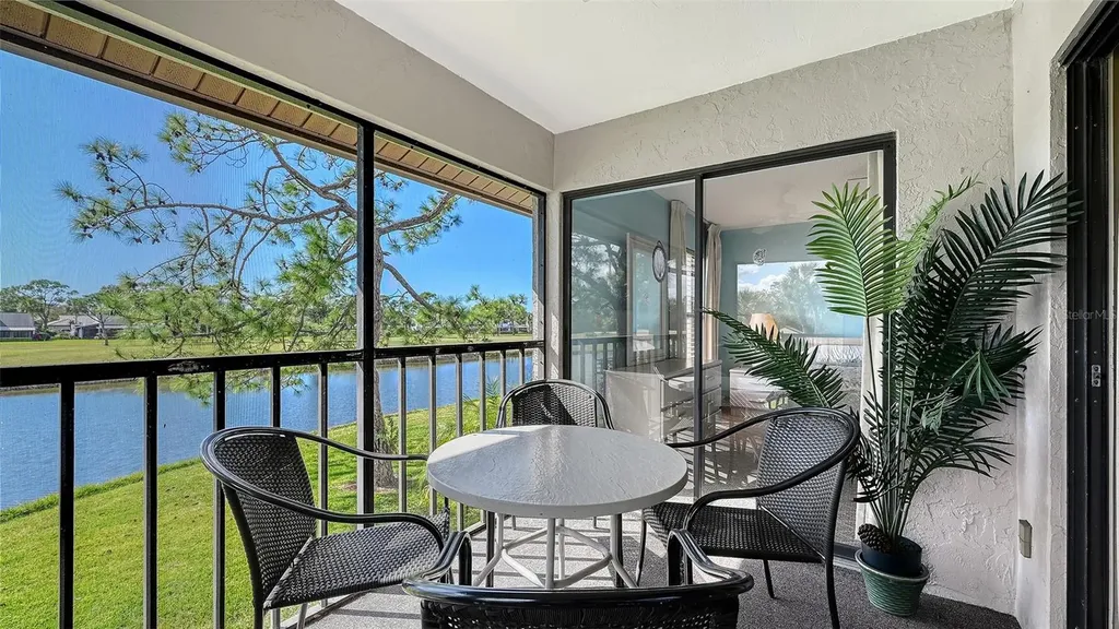 2937 Taywood Meadows Sarasota FL 34235
