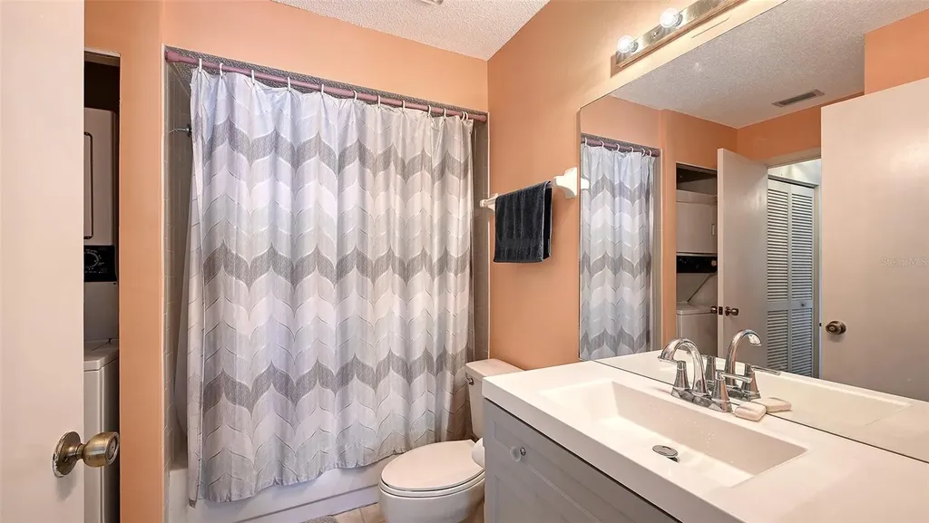 2937 Taywood Meadows Sarasota FL 34235