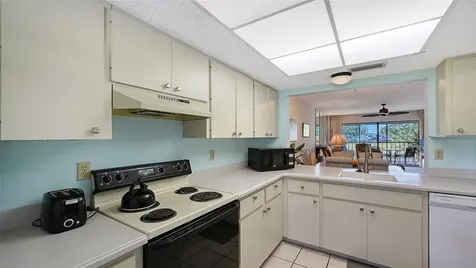 2937 Taywood Meadows Sarasota FL 34235