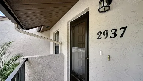 2937 Taywood Meadows Sarasota FL 34235
