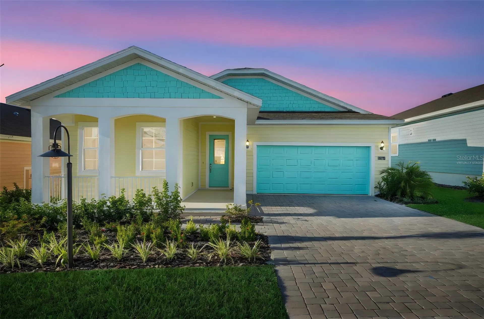 1006 Fiesta Key Circle Lady Lake FL 32159