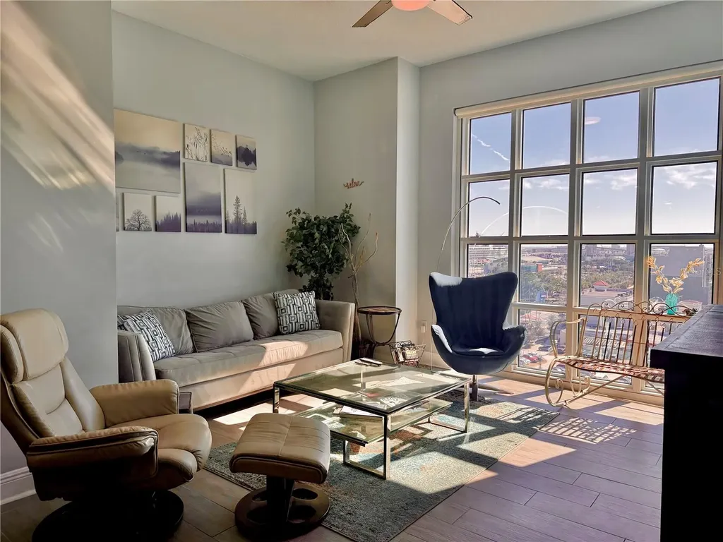 1238 E Kennedy Boulevard Tampa FL 33602
