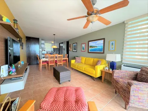 Cond Villas Del Far0 Calle Punta Tuna Maunabo PR 00707