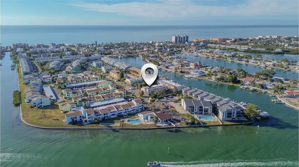 324 Windrush Boulevard Indian Rocks Beach FL 33785