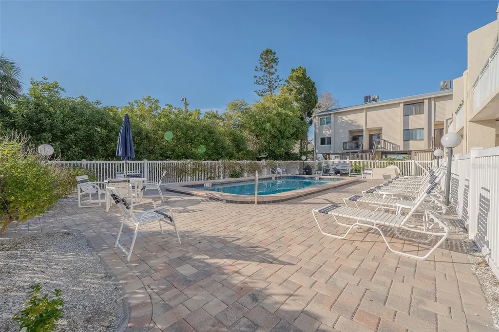 324 Windrush Boulevard Indian Rocks Beach FL 33785