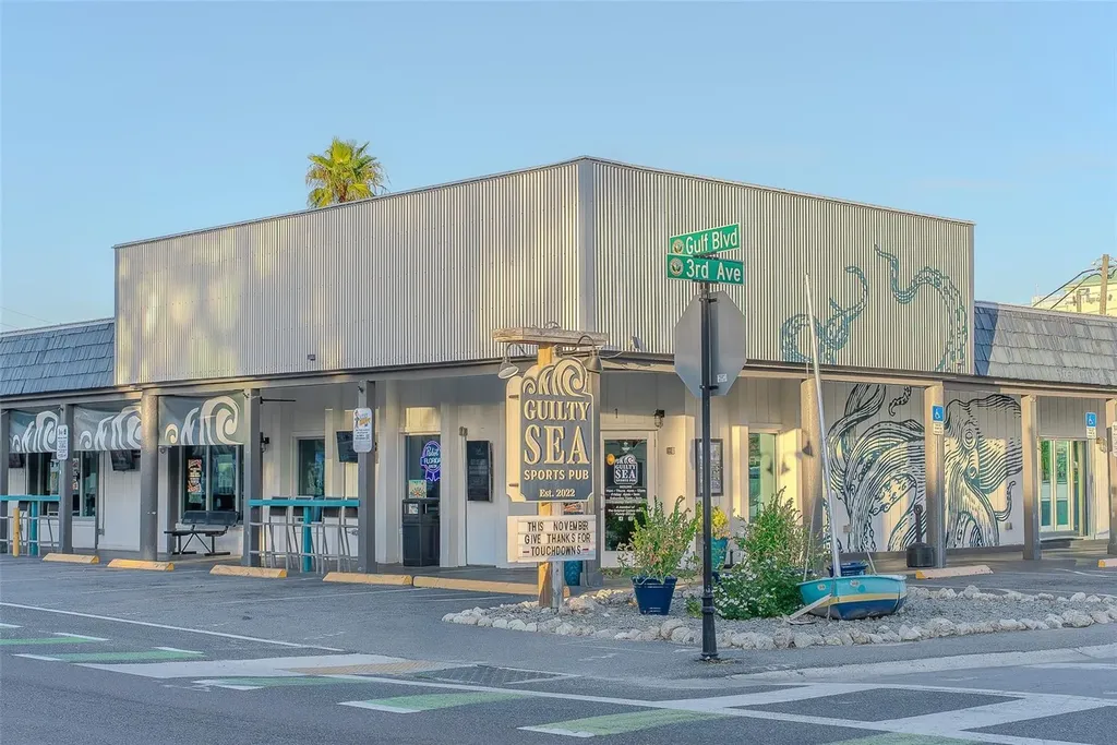 324 Windrush Boulevard Indian Rocks Beach FL 33785