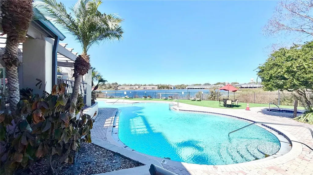 232 Afton Square Altamonte Springs FL 32714