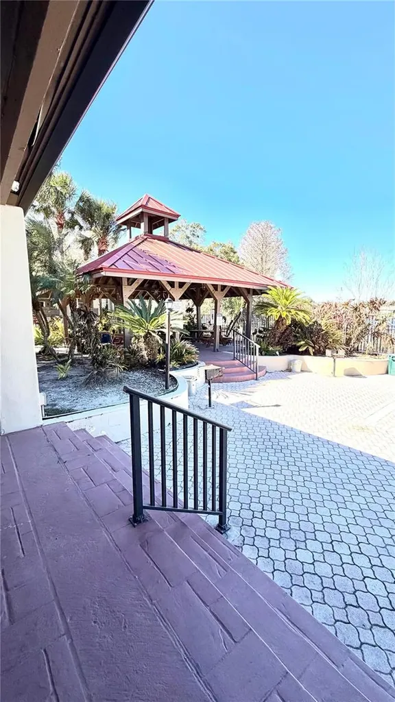 232 Afton Square Altamonte Springs FL 32714