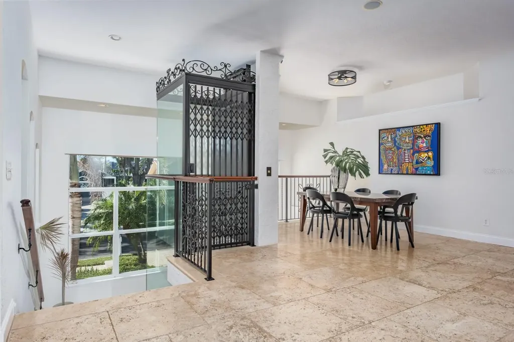 5949 Seabird Drive S Gulfport FL 33707