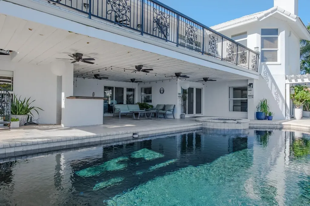 5949 Seabird Drive S Gulfport FL 33707