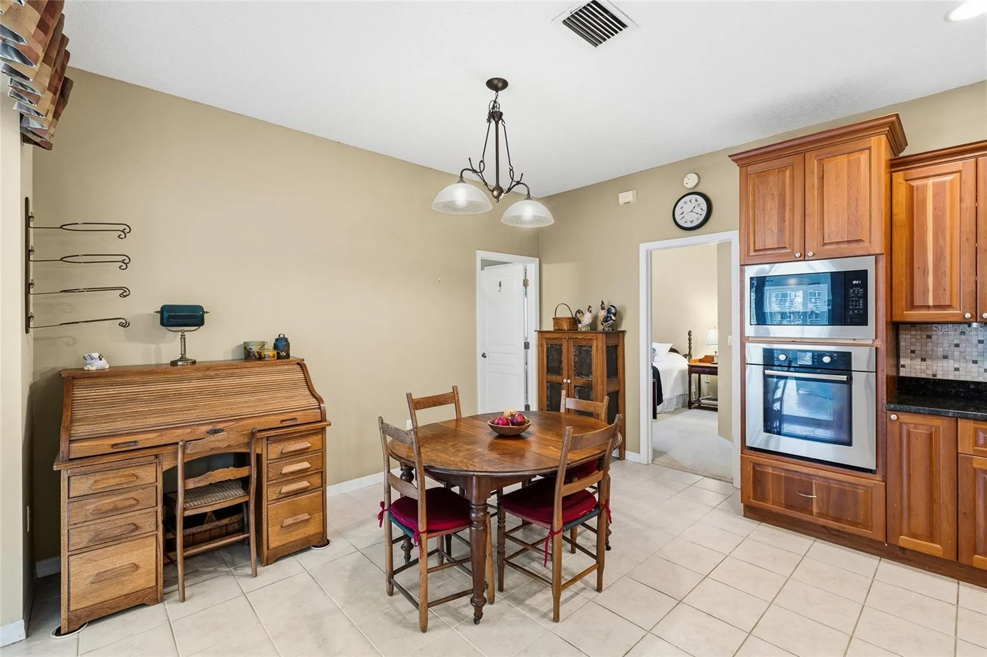 18955 Maisons Drive Lutz FL 33558