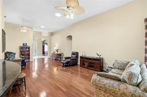 18955 Maisons Drive Lutz FL 33558