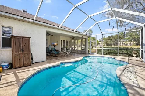 18955 Maisons Drive Lutz FL 33558