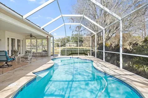 18955 Maisons Drive Lutz FL 33558