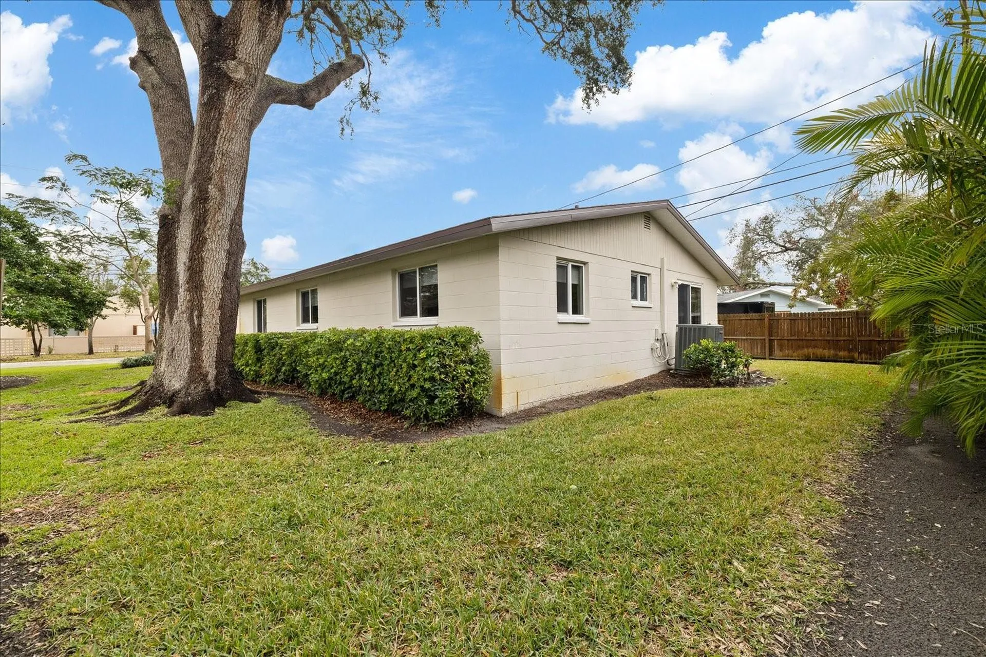 6400 18th Avenue N St Petersburg FL 33710