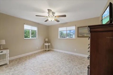 6400 18th Avenue N St Petersburg FL 33710