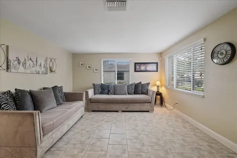 6400 18th Avenue N St Petersburg FL 33710