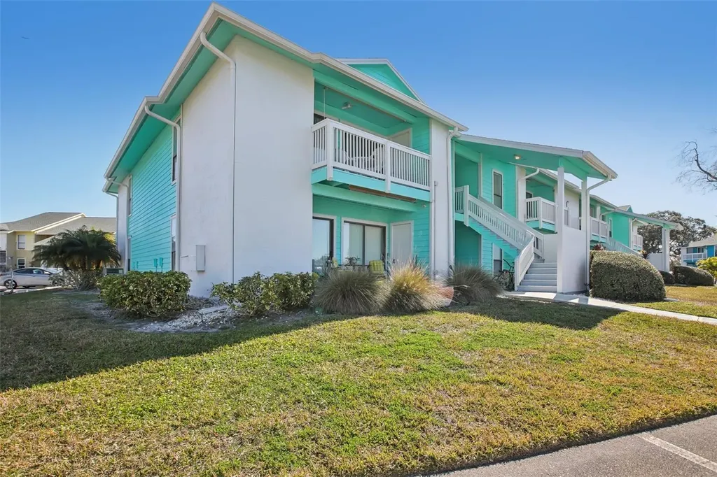 455 Alt 19 S Palm Harbor FL 34683