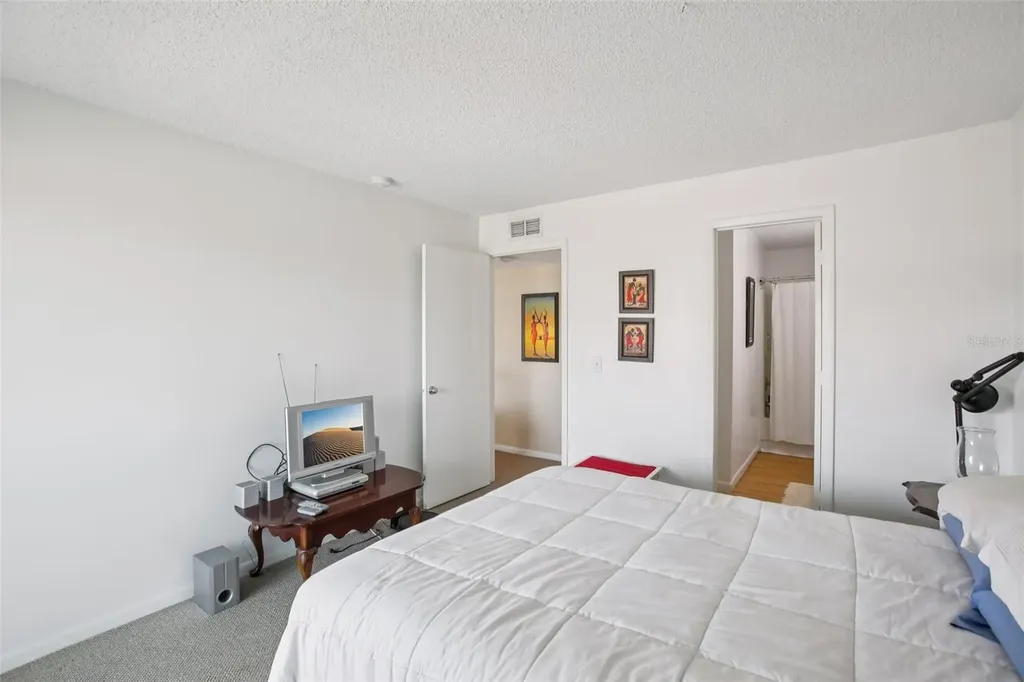 455 Alt 19 S Palm Harbor FL 34683