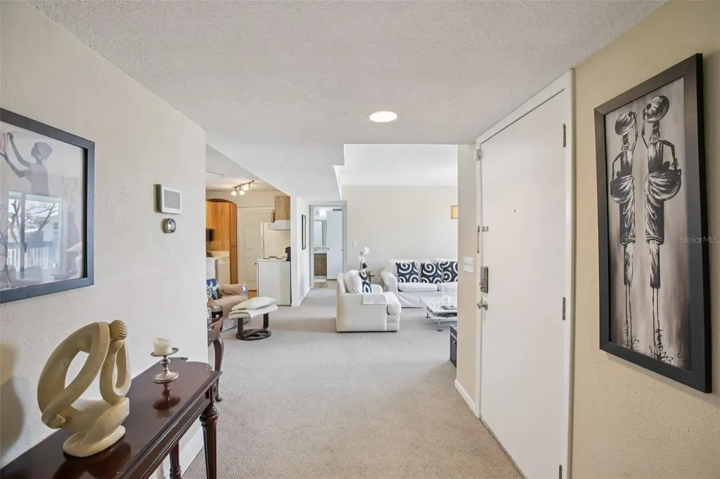 455 Alt 19 S Palm Harbor FL 34683