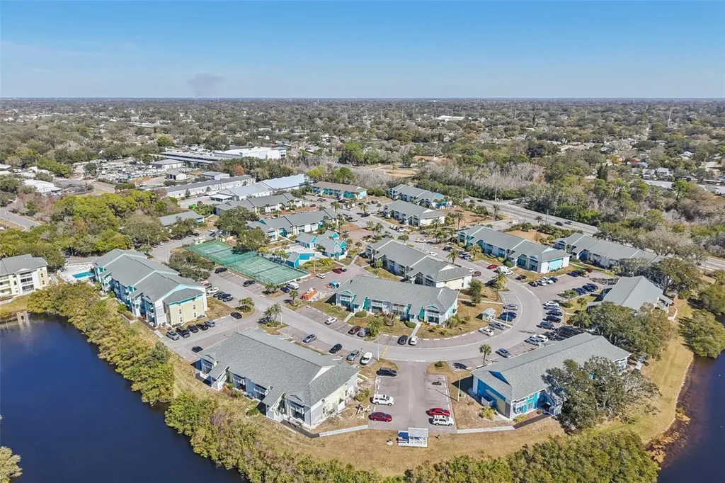 455 Alt 19 S Palm Harbor FL 34683
