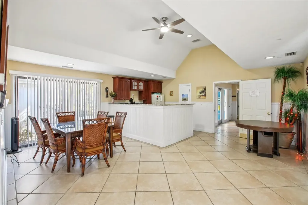 455 Alt 19 S Palm Harbor FL 34683