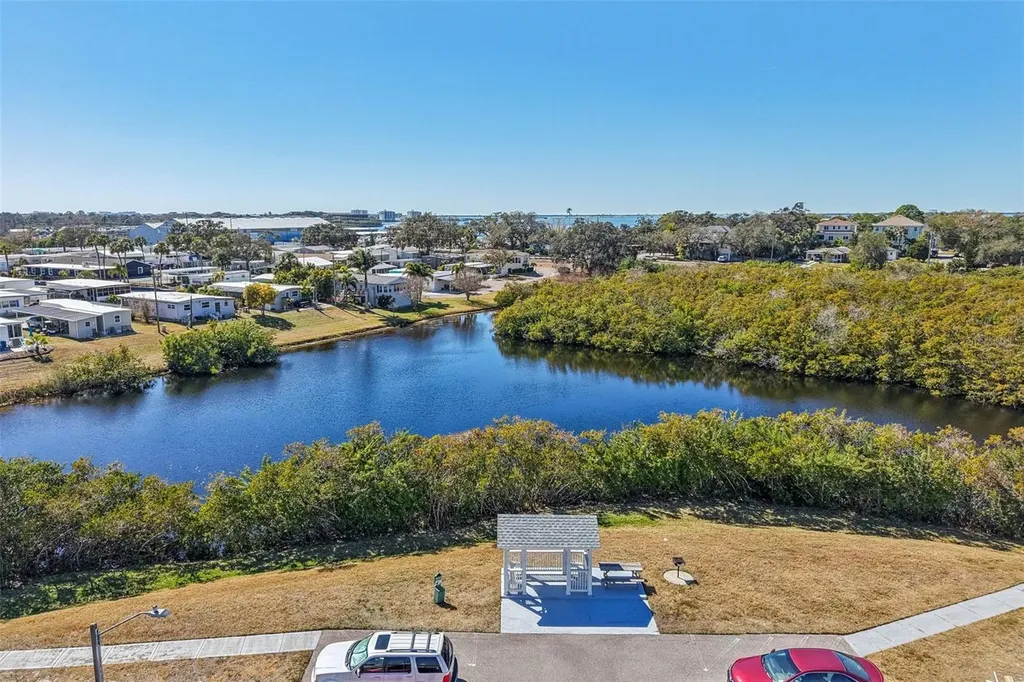 455 Alt 19 S Palm Harbor FL 34683