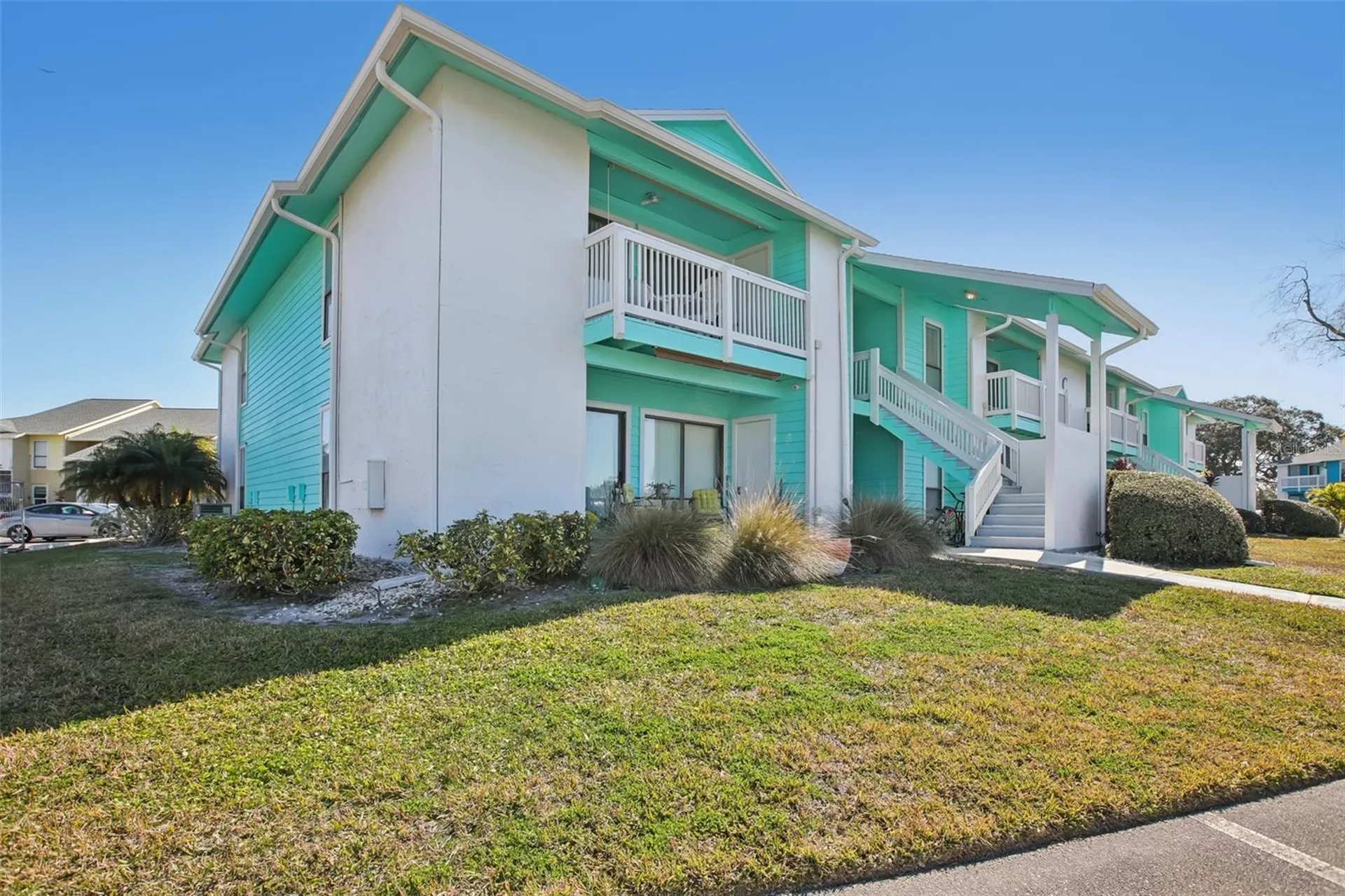 455 Alt 19 S Palm Harbor FL 34683