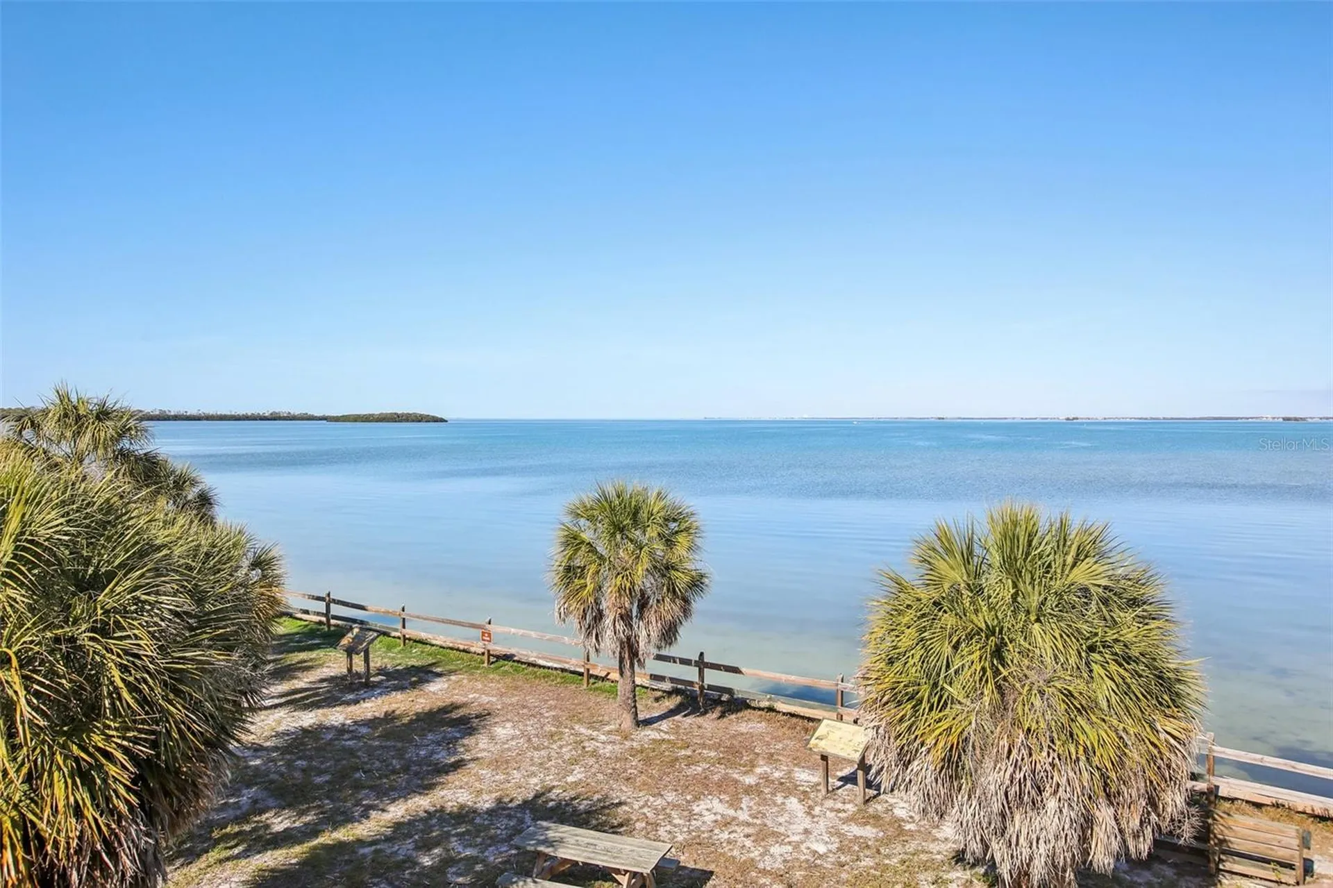 455 Alt 19 S Palm Harbor FL 34683