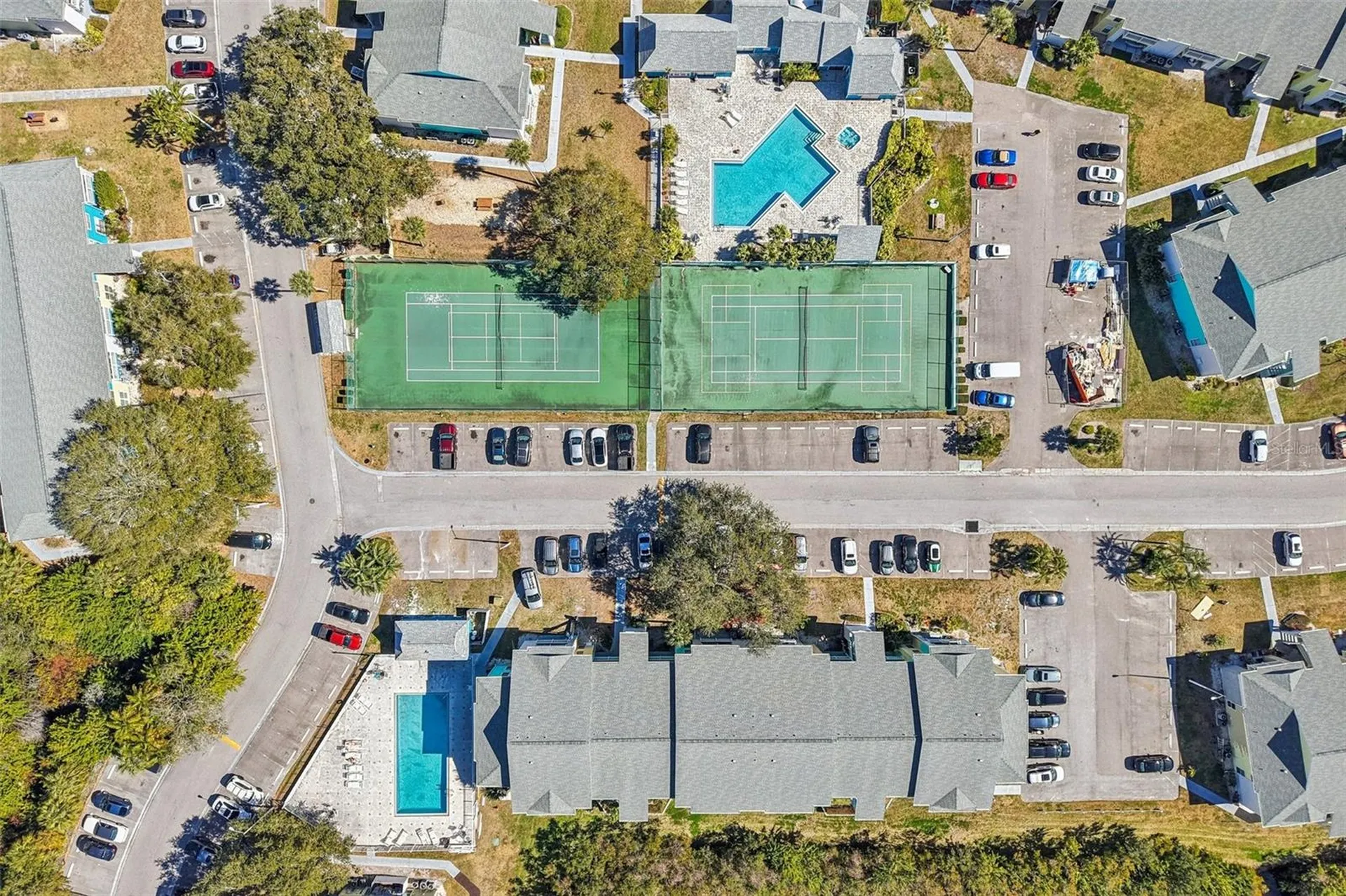 455 Alt 19 S Palm Harbor FL 34683