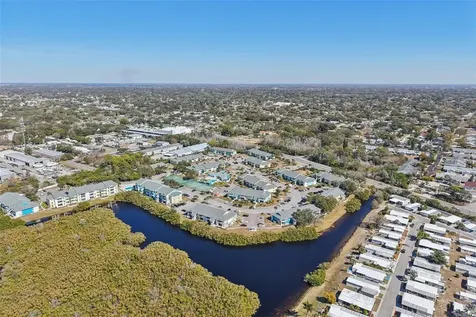 455 Alt 19 S Palm Harbor FL 34683