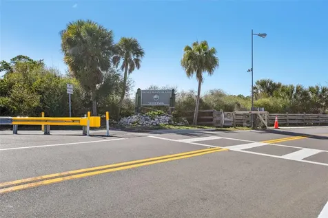 455 Alt 19 S Palm Harbor FL 34683