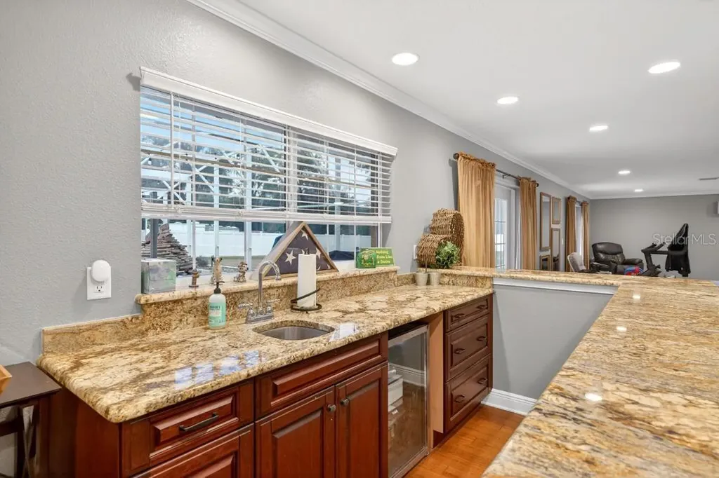746 W Washington Avenue W Lake Helen FL 32744