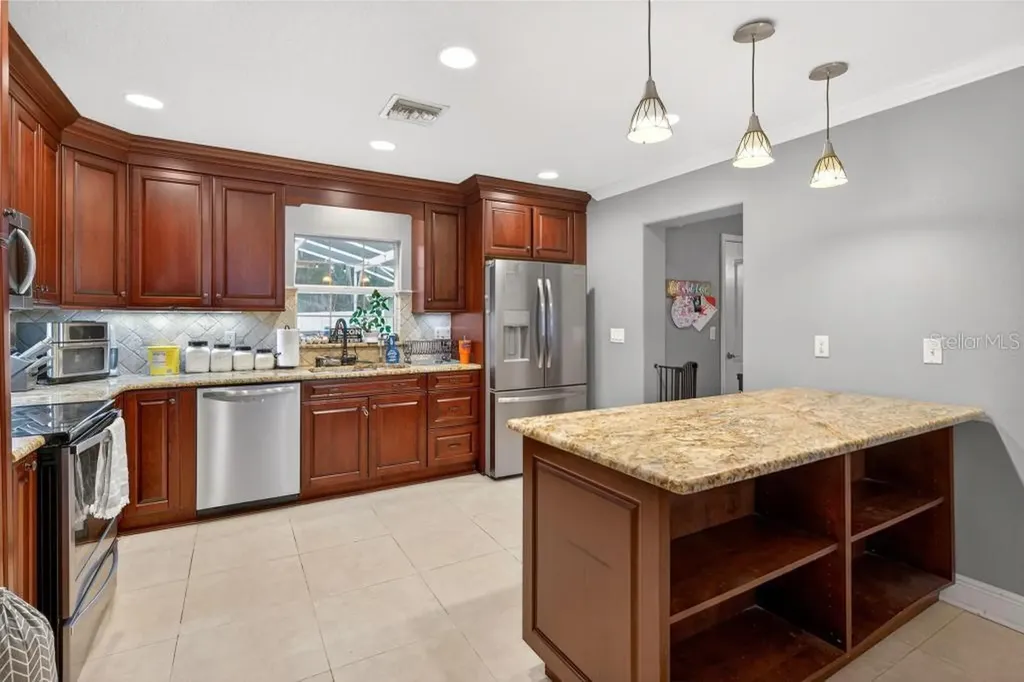 746 W Washington Avenue W Lake Helen FL 32744