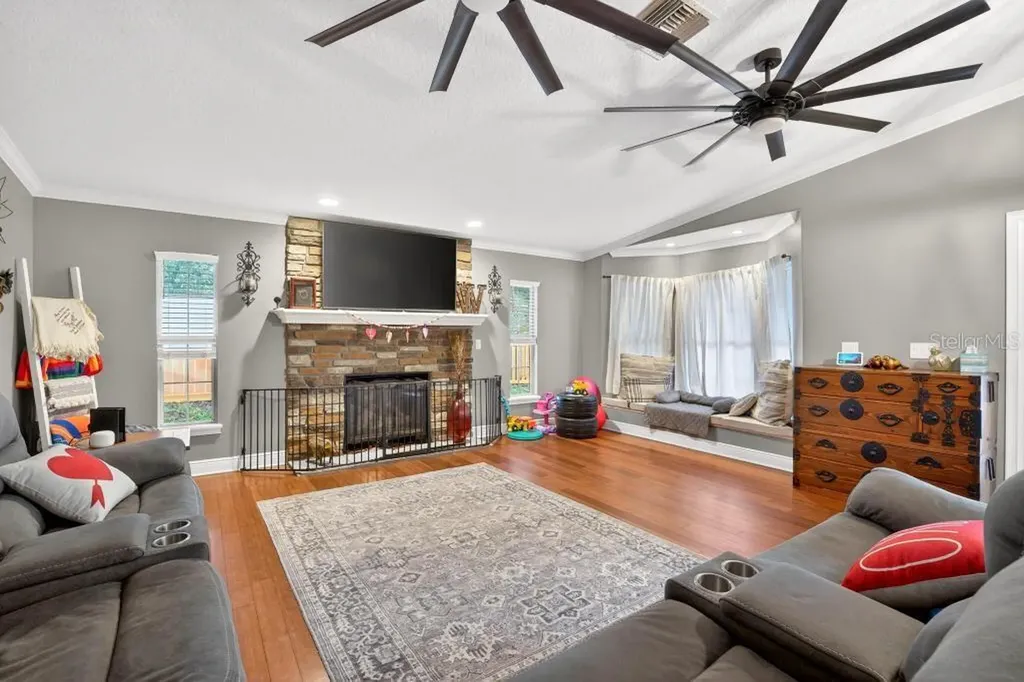 746 W Washington Avenue W Lake Helen FL 32744