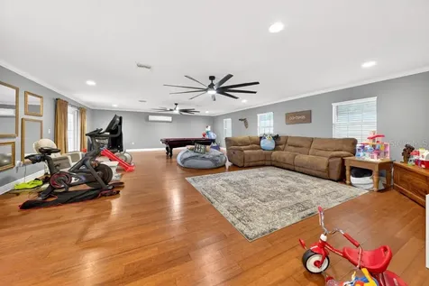 746 W Washington Avenue W Lake Helen FL 32744