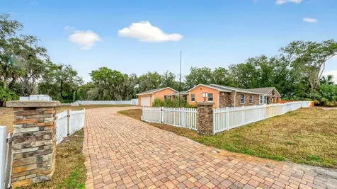 746 W Washington Avenue W Lake Helen FL 32744