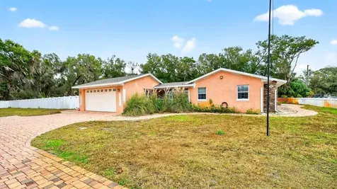 746 W Washington Avenue W Lake Helen FL 32744